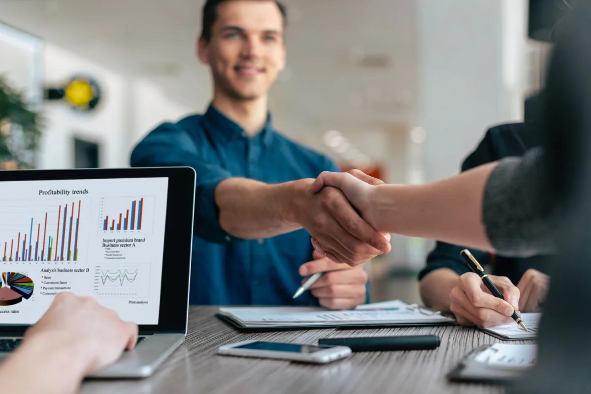 Zwyżka z operatorem. Komu może się przydać?